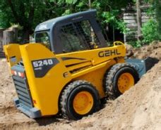 where is air intake in gehl skid steer|Gehl 5240E skid steer loader: Maintenance data.